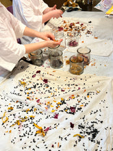 Load image into Gallery viewer, Botanical Dye Playdate