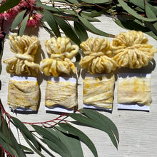 Load image into Gallery viewer, Wool yarn and Silk ribbon - Soft Yellow
